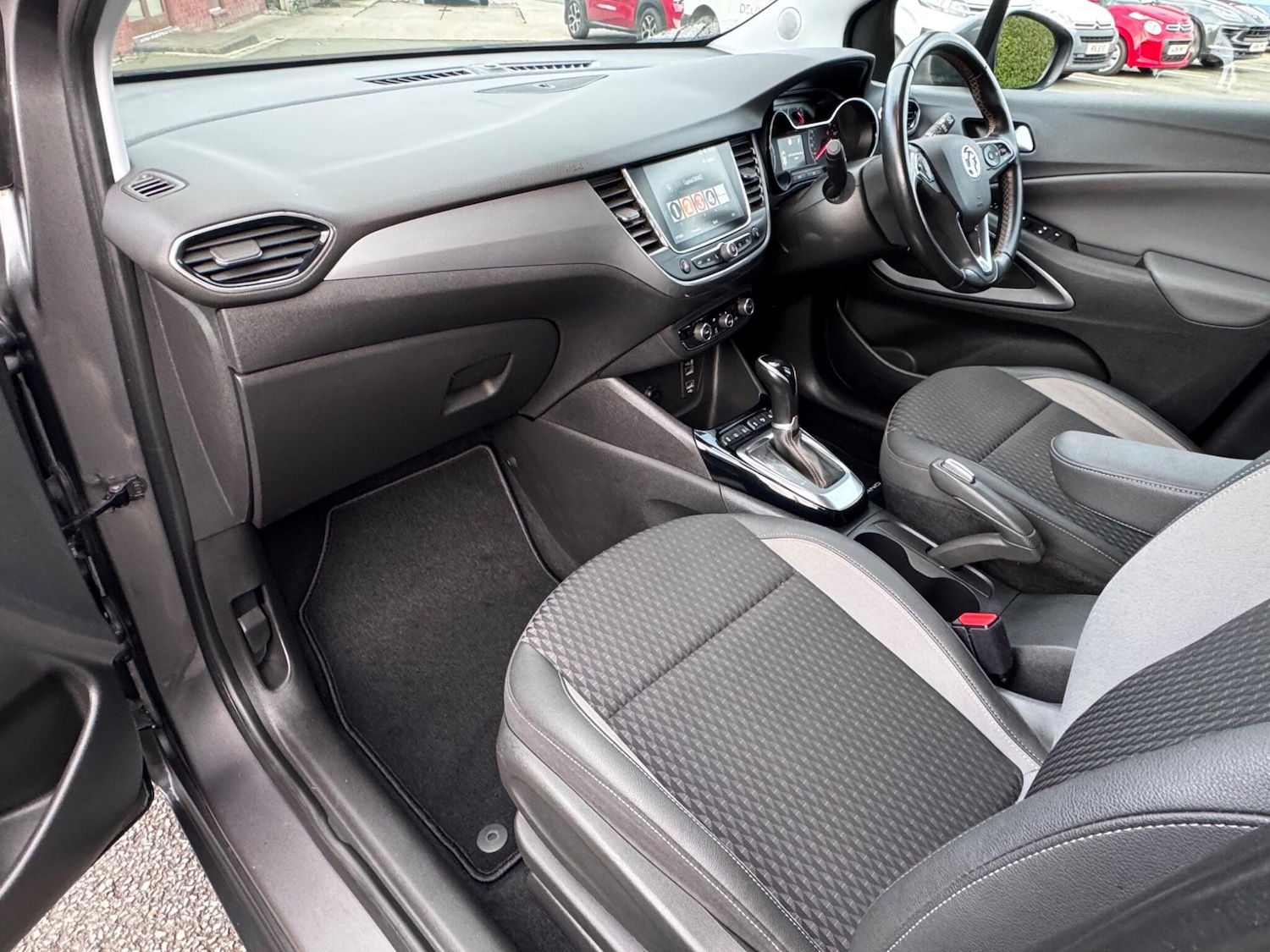 Used Vauxhall Crossland X 2020 for sale - 77314890: Photo 2