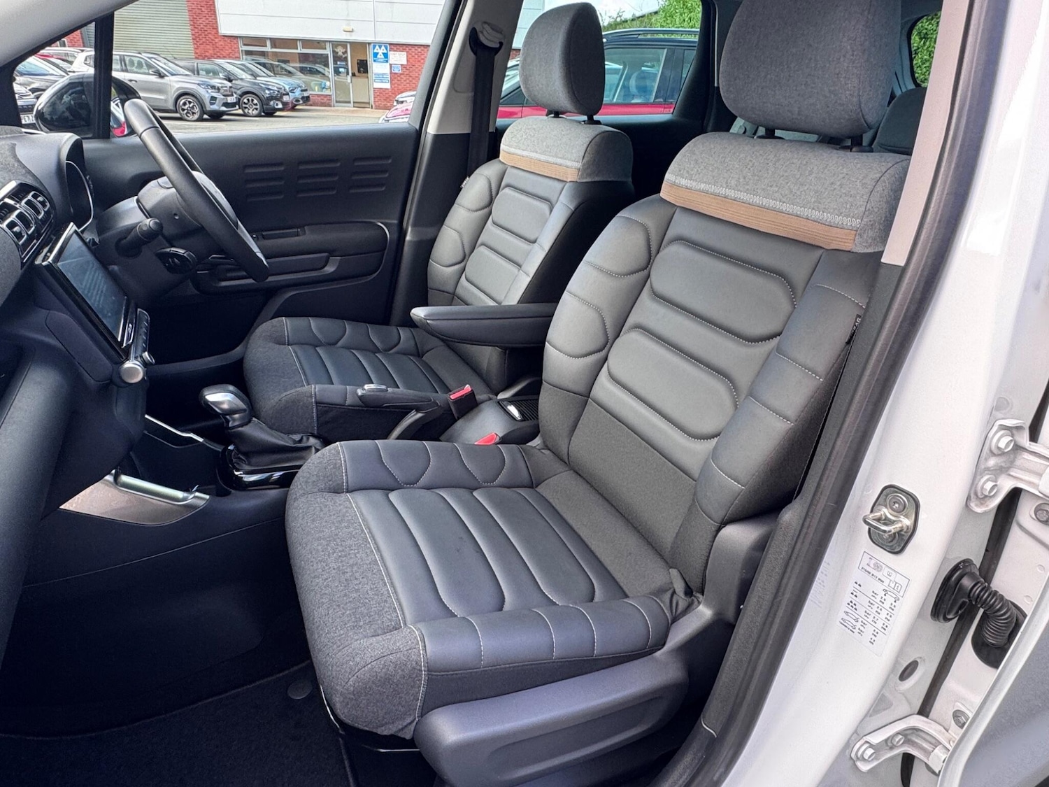 Used Citroen C3 Aircross 2024 for sale - 77131181: Photo 6