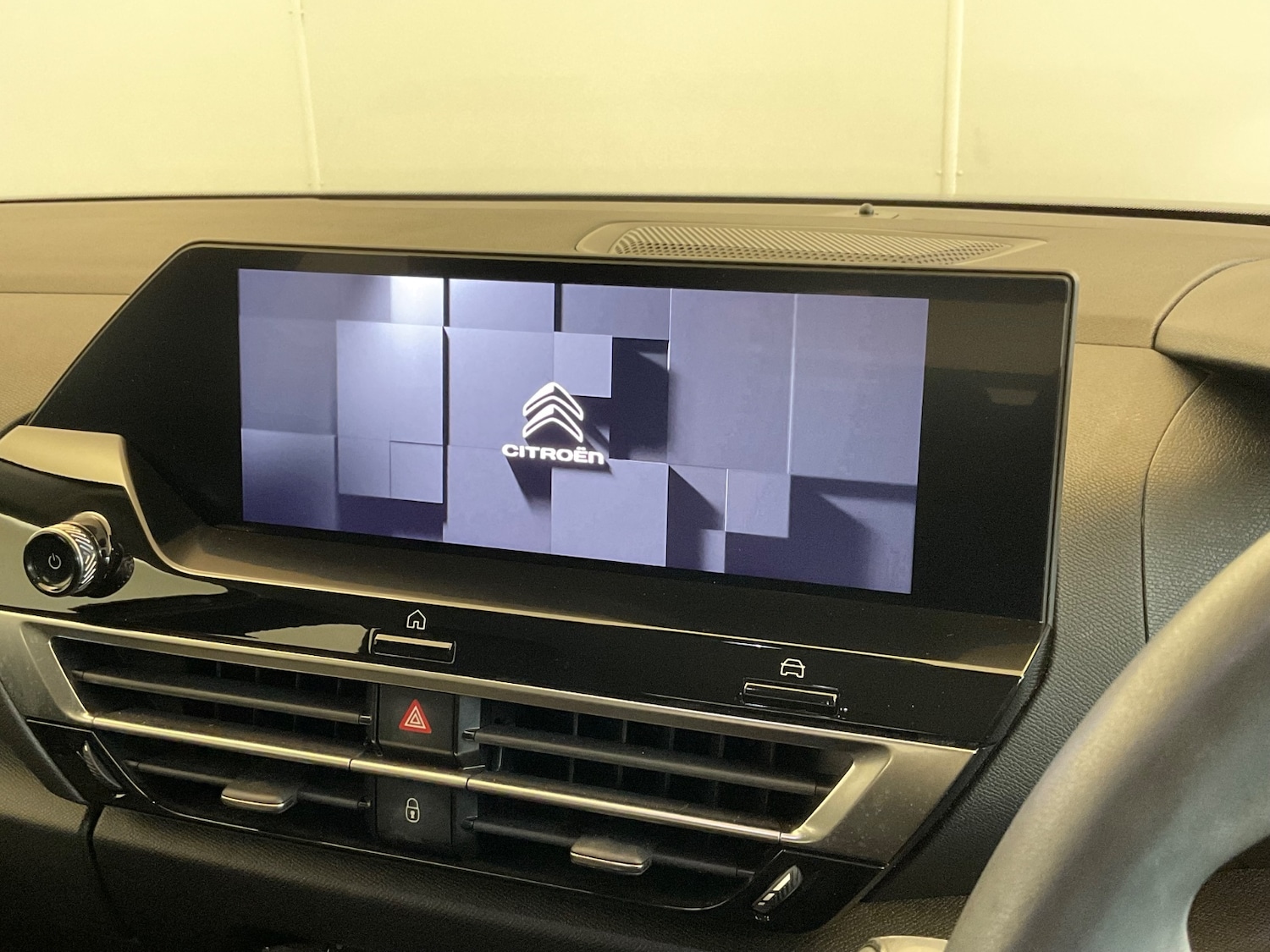 Used Citroen C4 2024 for sale - 76350756: Photo 33