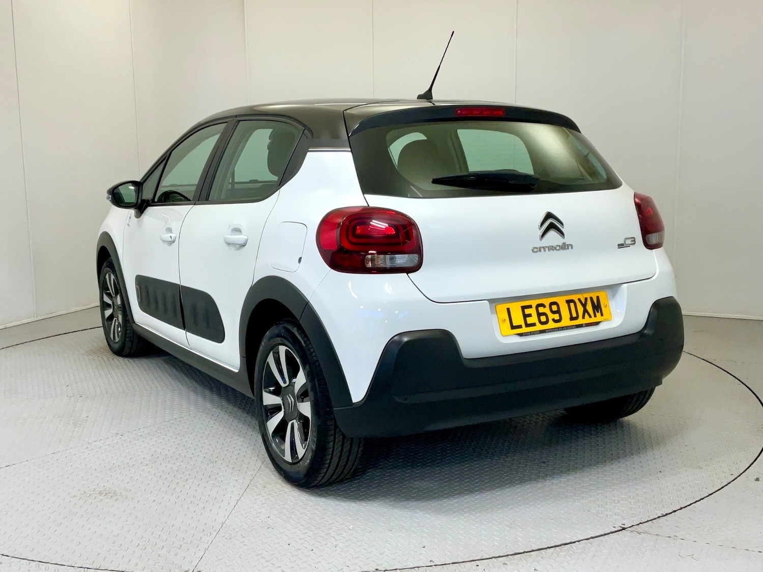 Used Citroen C3 2020 for sale - 77057840: Photo 2
