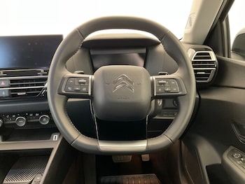 Used Citroen C4 2024 for sale - 76602804: Photo