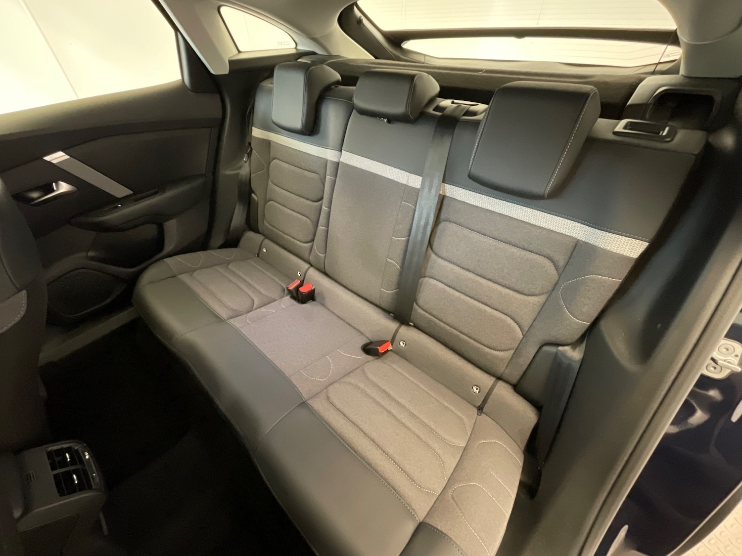 Used Citroen C4 2024 for sale - 76602804: Photo 43