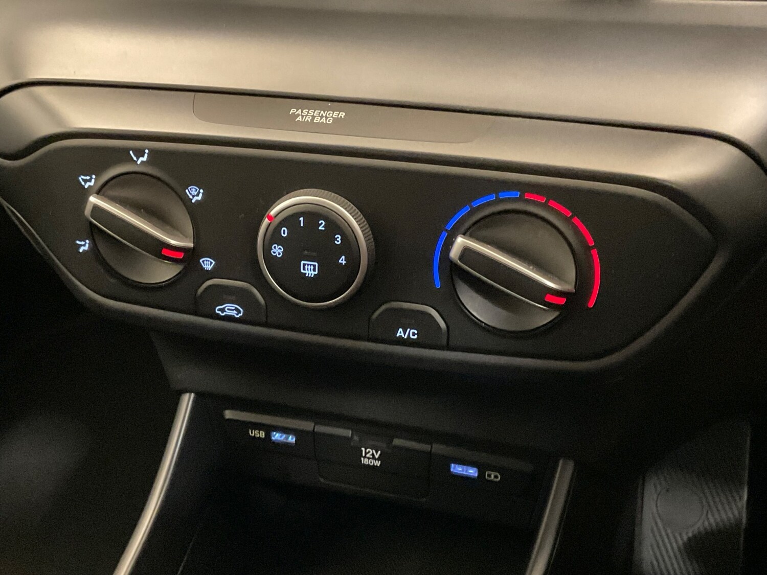 Used Hyundai i20 2022 for sale - 77397401: Photo 28