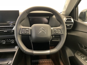 Used Citroen C4 2024 for sale - 76276307: Photo