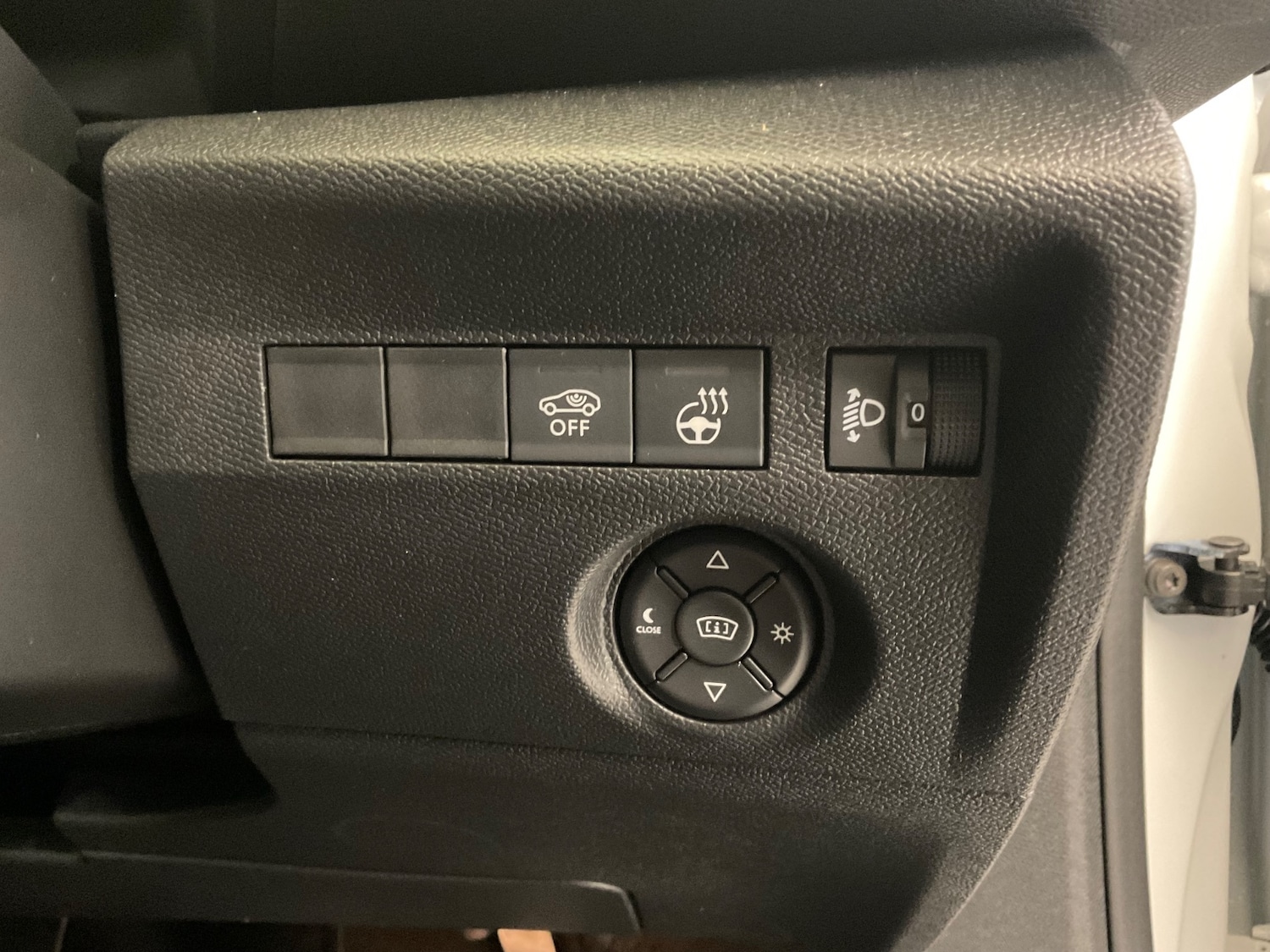 Used Citroen C4 2025 for sale - 76977631: Photo 30