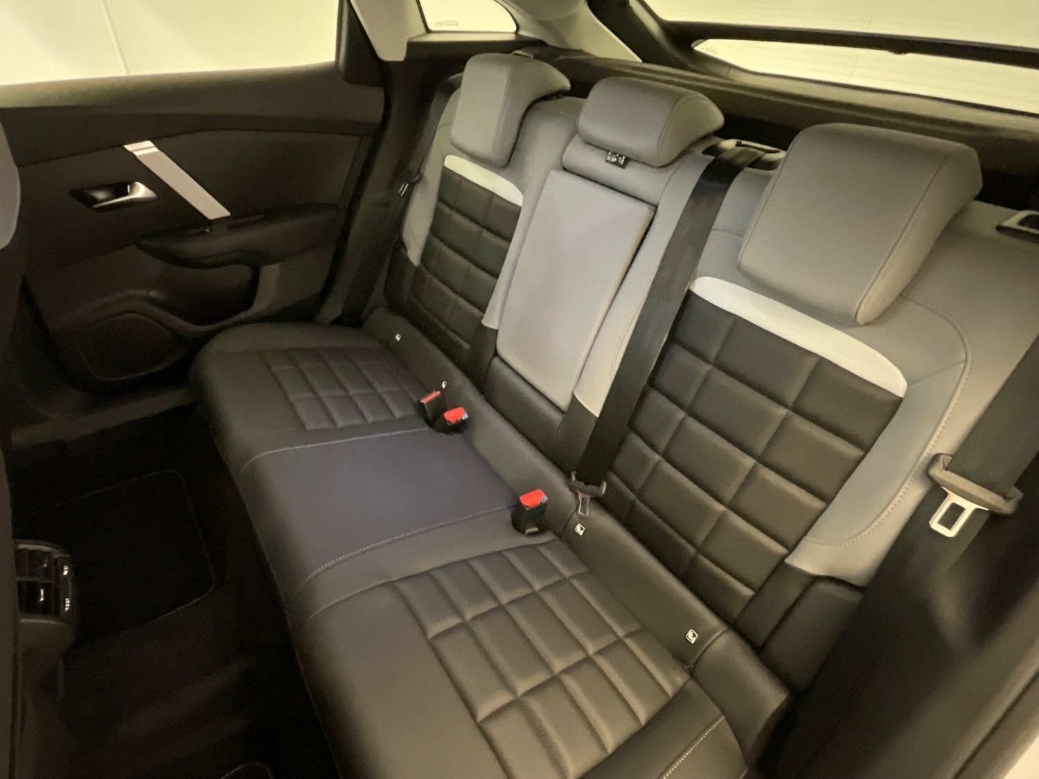 Used Citroen C4 2025 for sale - 76977631: Photo 40