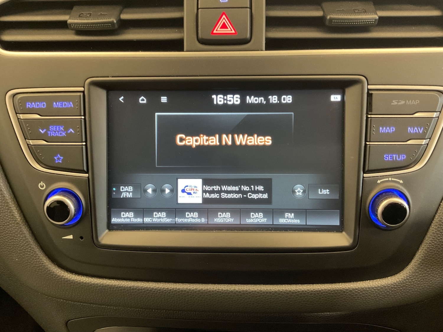 Used Hyundai i20 2019 for sale - 77095386: Photo 27