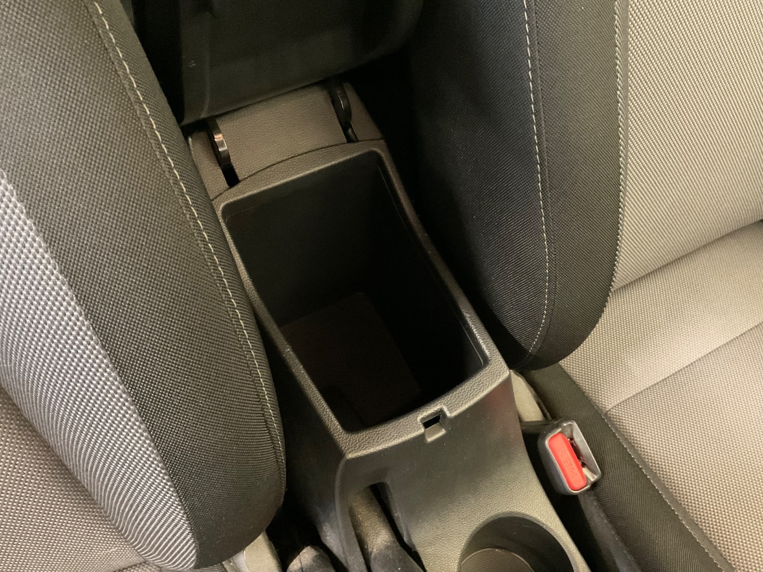 Used Hyundai i20 2019 for sale - 77095386: Photo 32