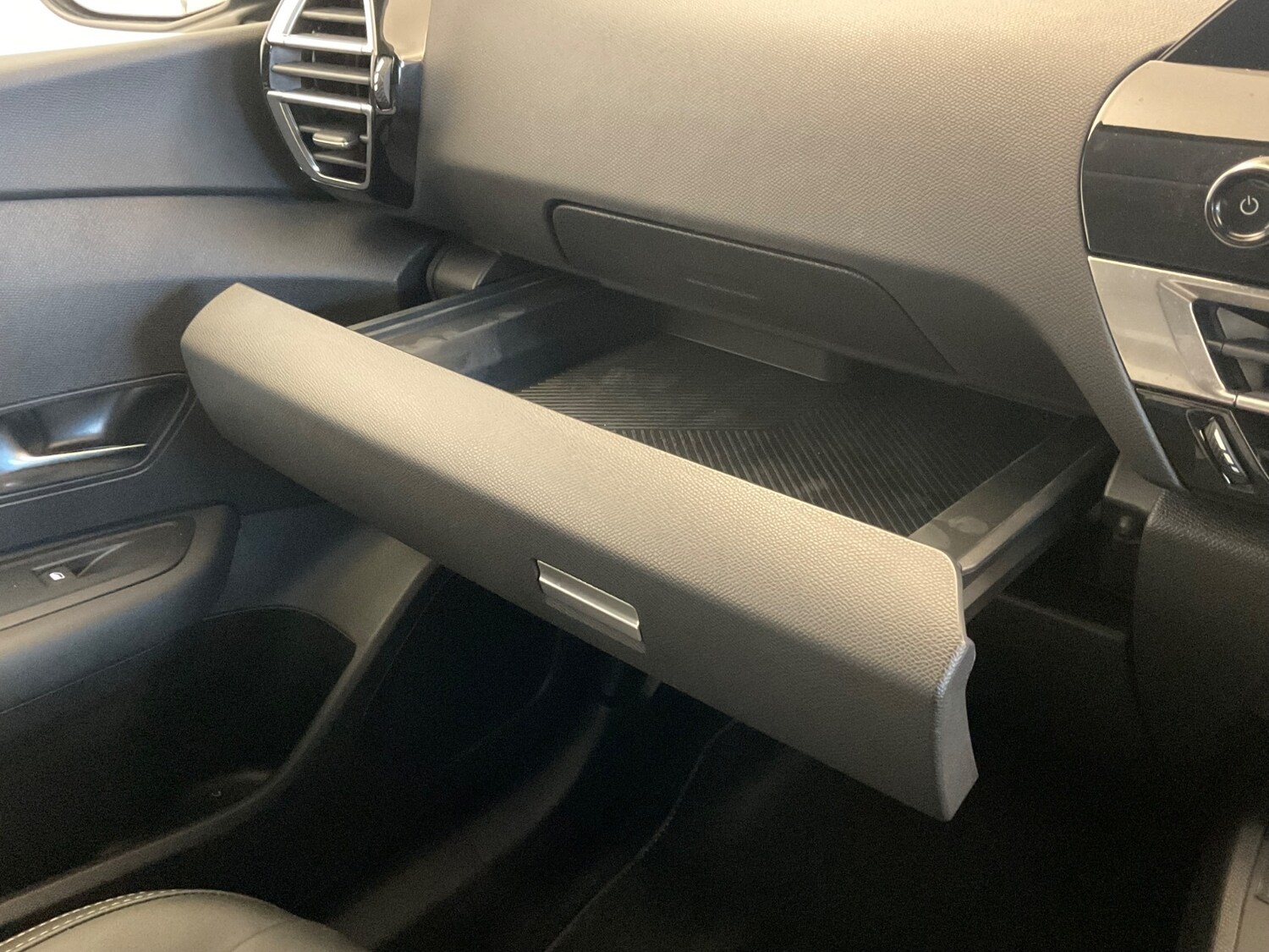 Used Citroen C4 2025 for sale - 76415300: Photo 35