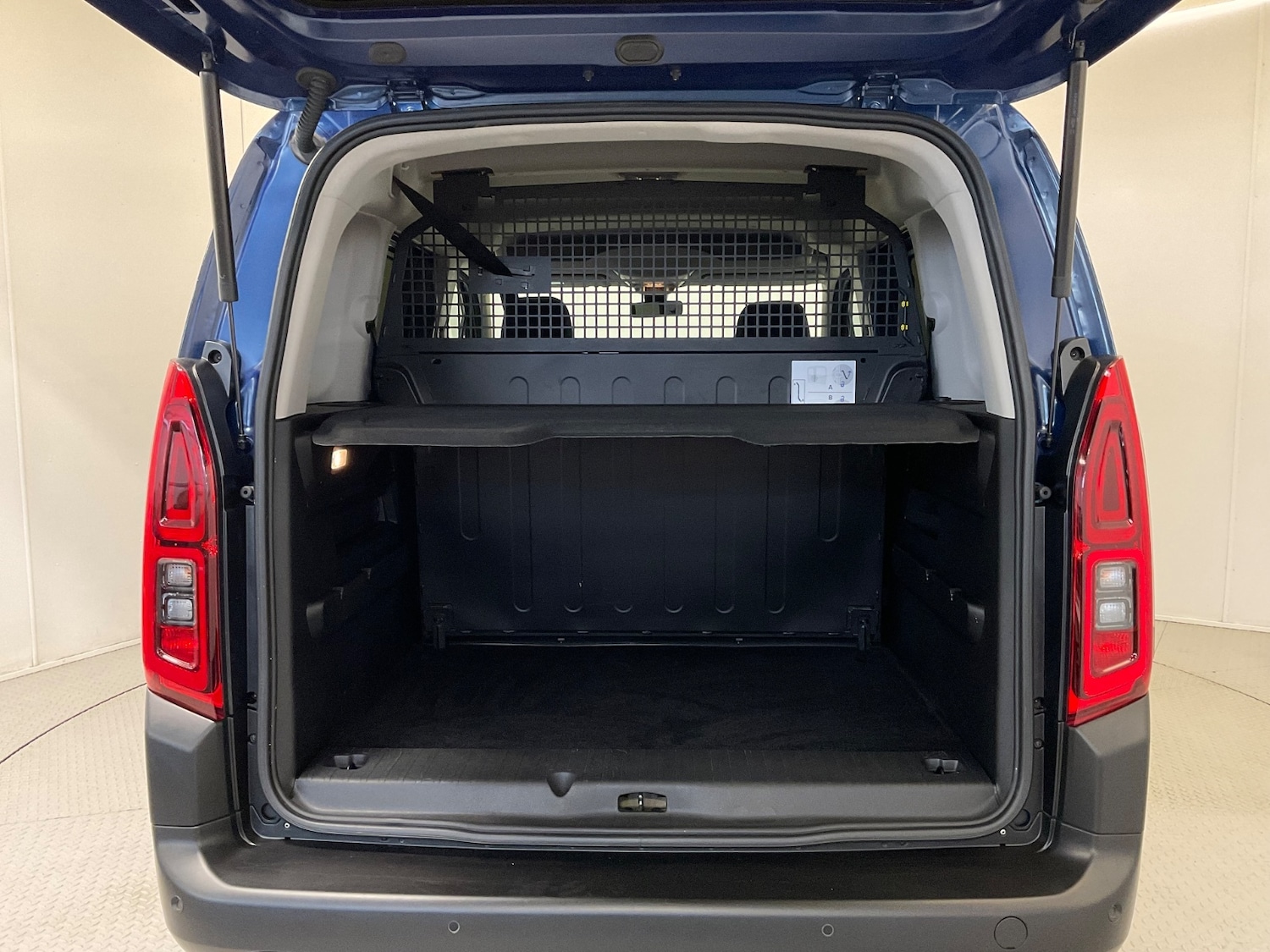 Used Citroen Berlingo 2023 for sale - 77013041: Photo 41