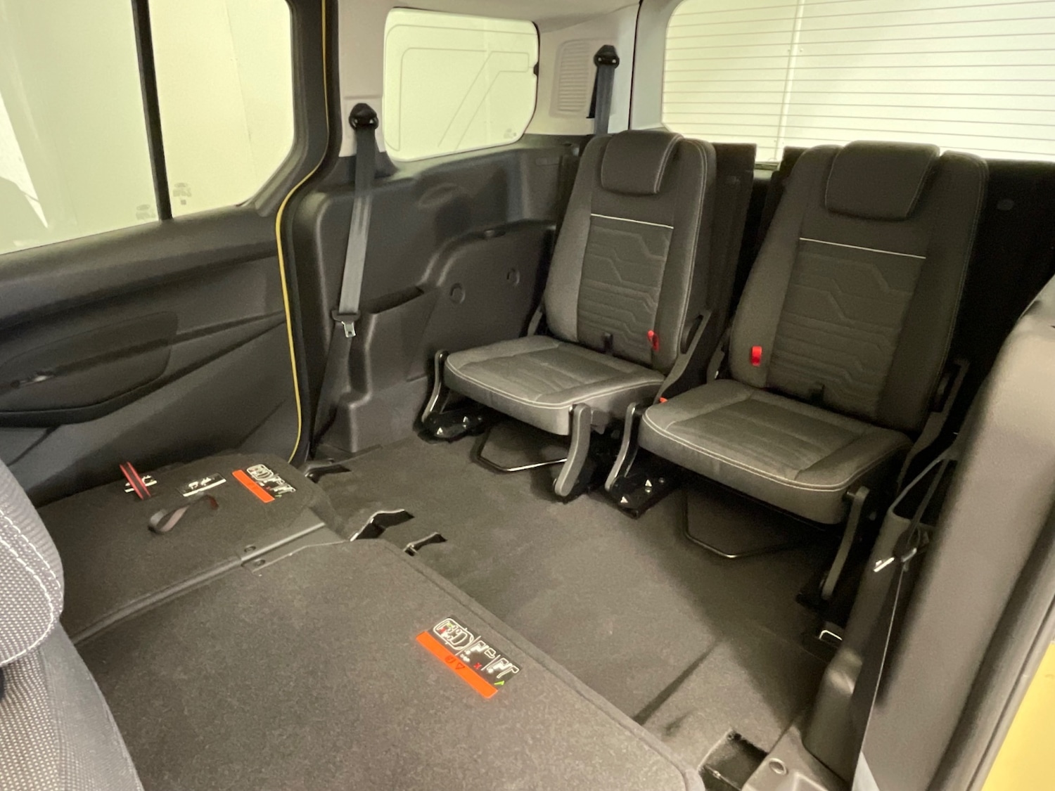 Used Ford Grand Tourneo Connect 2016 for sale - 78088511: Photo 46