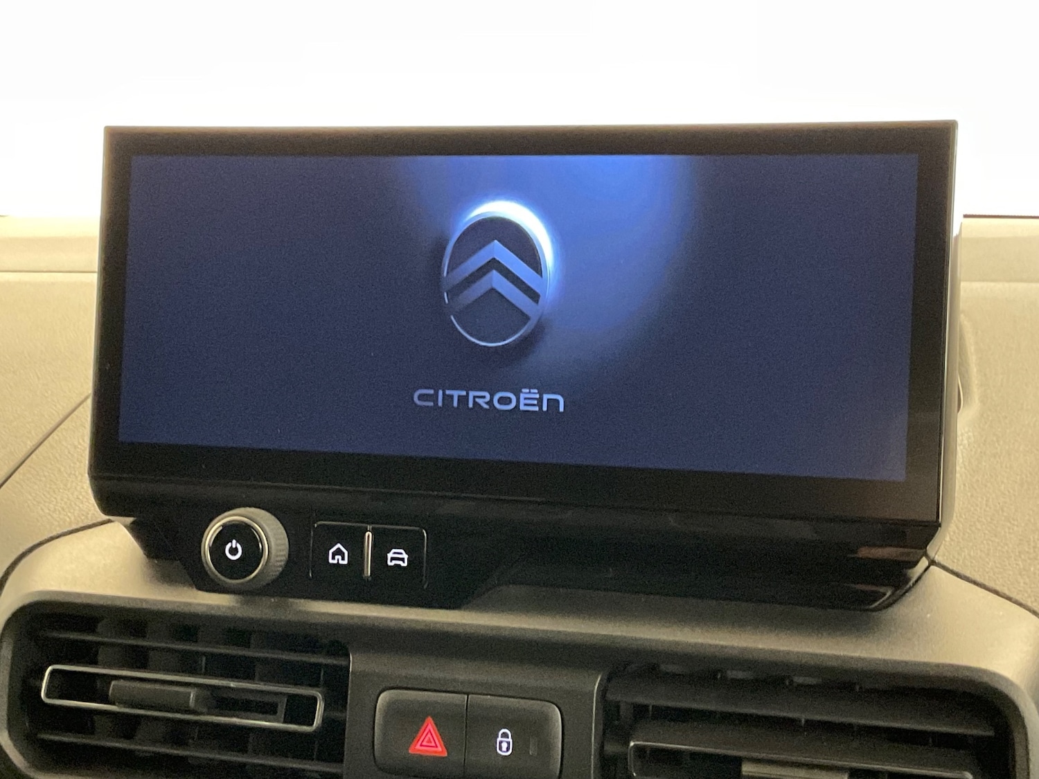 Used Citroen Berlingo 2024 for sale - 76704372: Photo 34