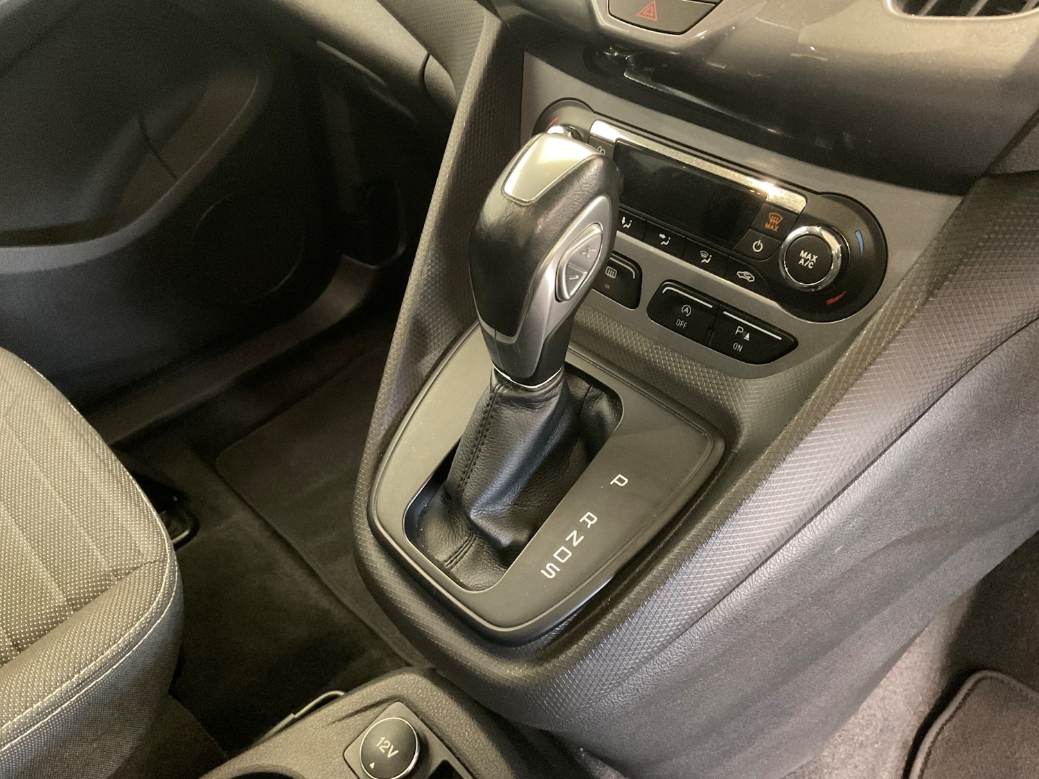 Used Ford Grand Tourneo Connect 2016 for sale - 77095265: Photo 11