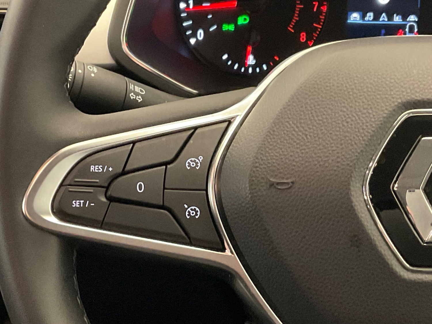 Used Renault Captur 2022 for sale - 76804138: Photo 13