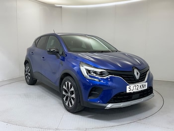 Used Renault Captur 2022 for sale - 76804138: Photo