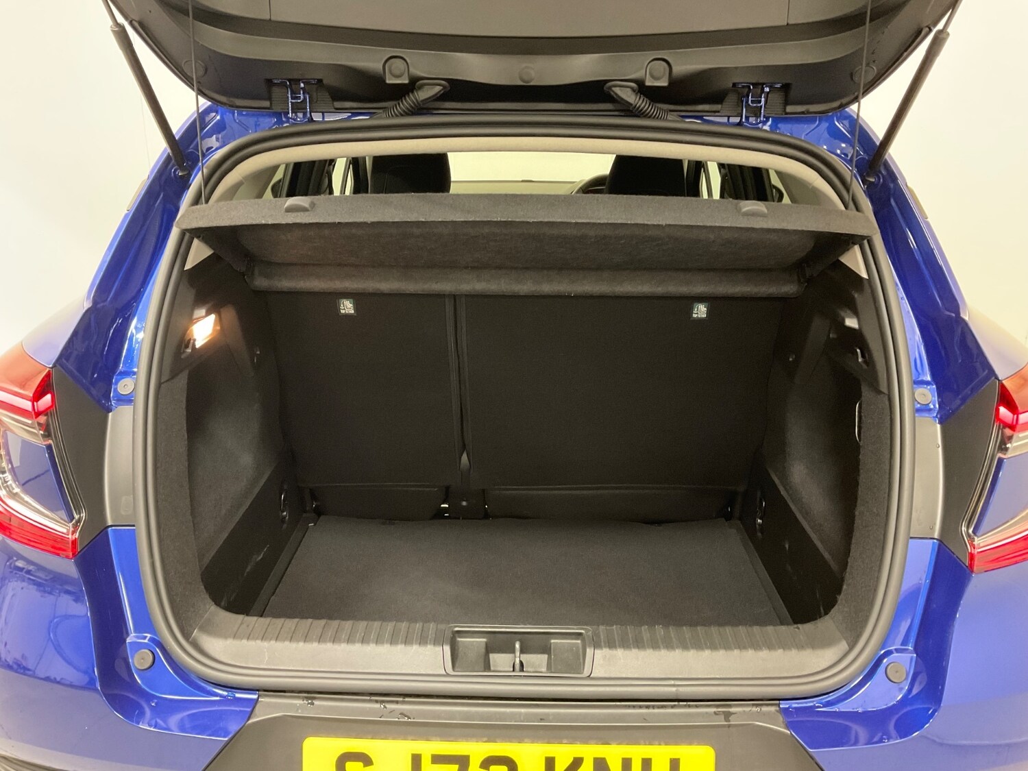 Used Renault Captur 2022 for sale - 76804138: Photo 40