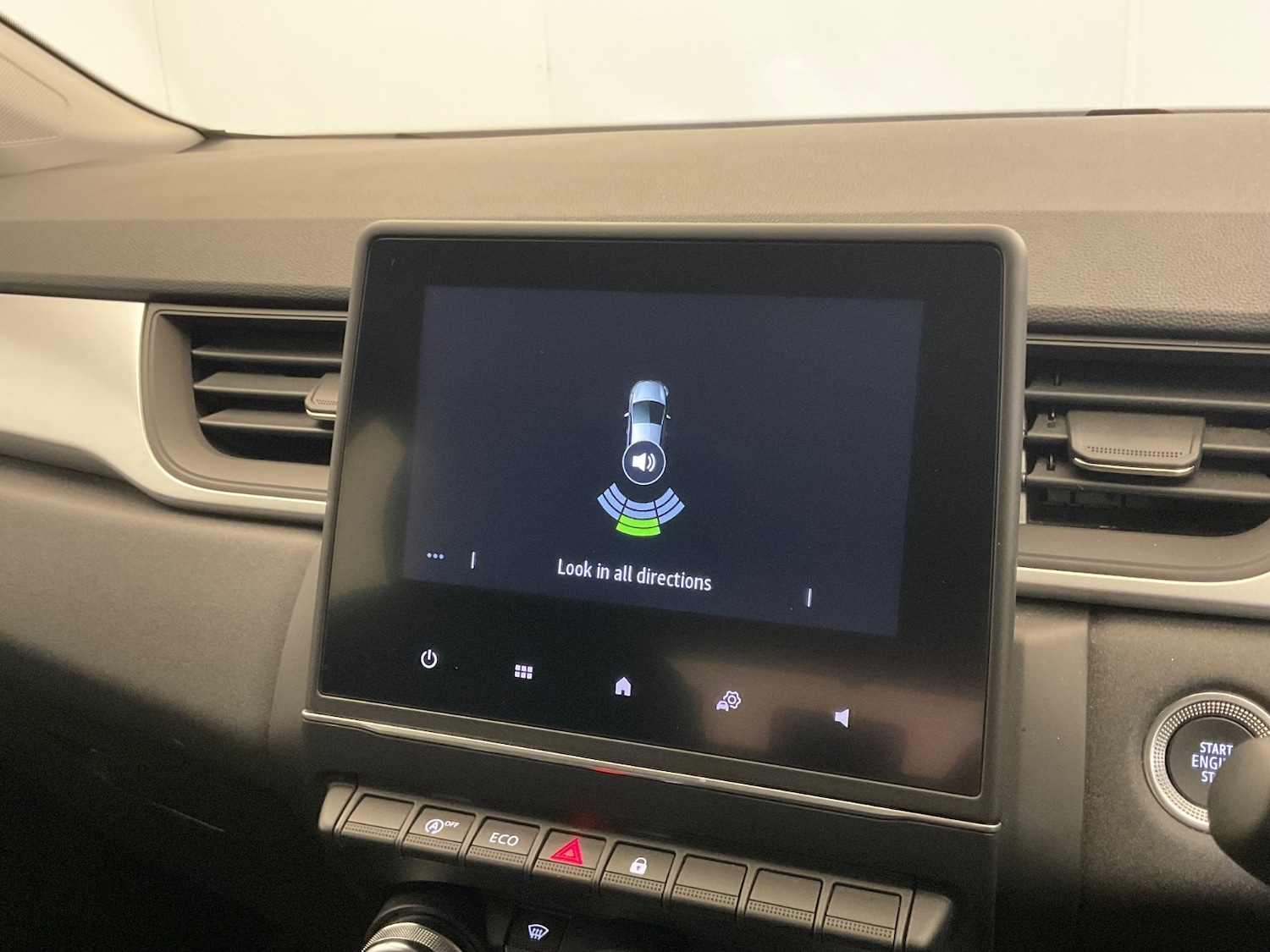 Used Renault Captur 2022 for sale - 76804138: Photo 8