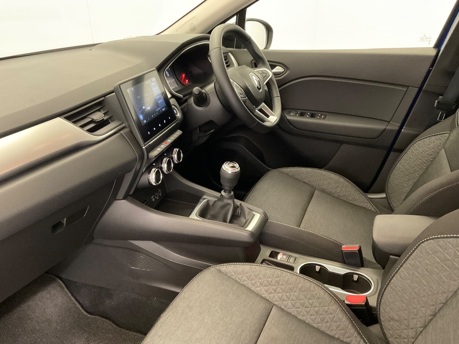 Used Renault Captur 2022 for sale - 76804138: Photo 9