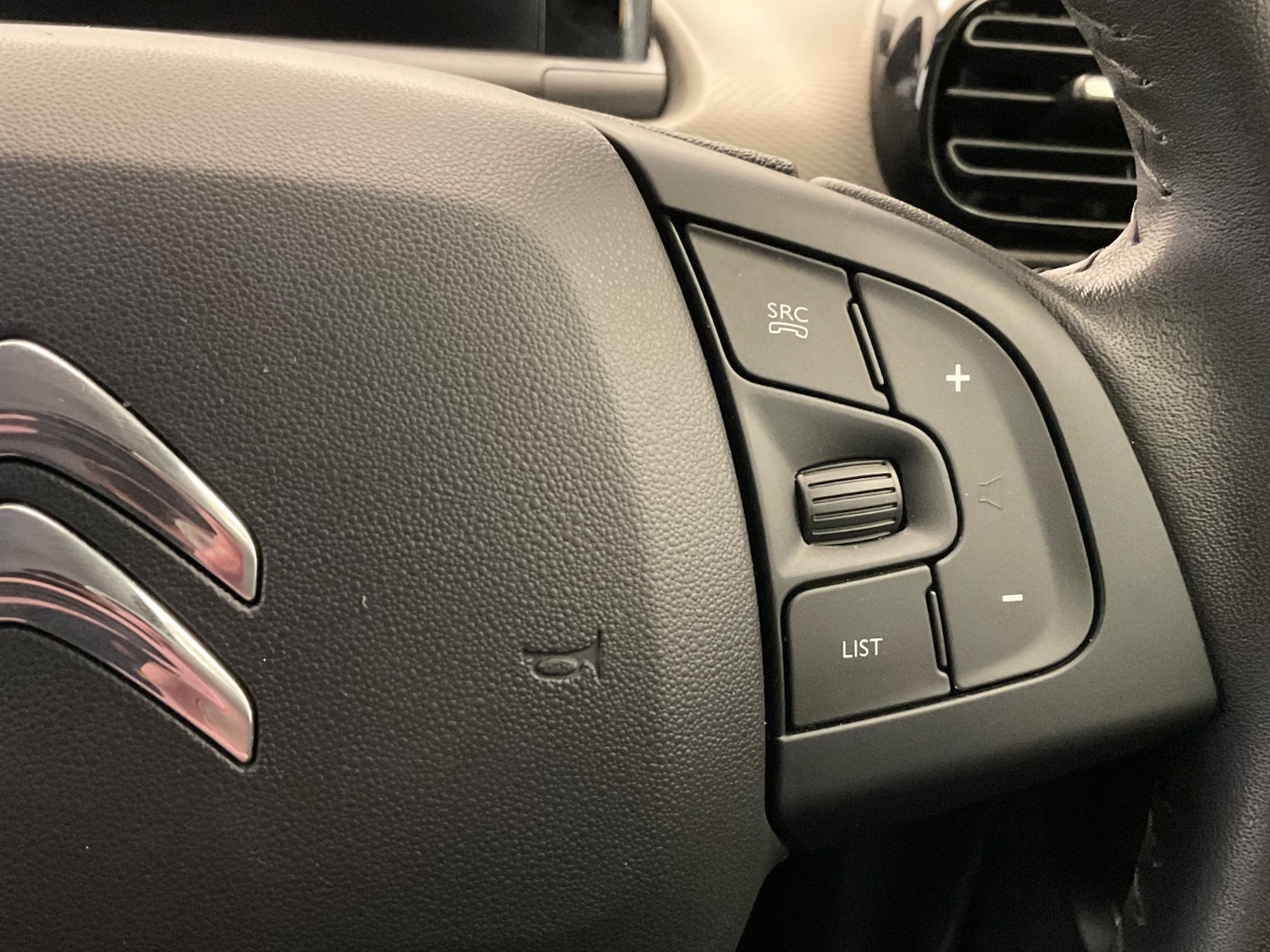 Used Citroen C4 Cactus 2020 for sale - 76647992: Photo 15