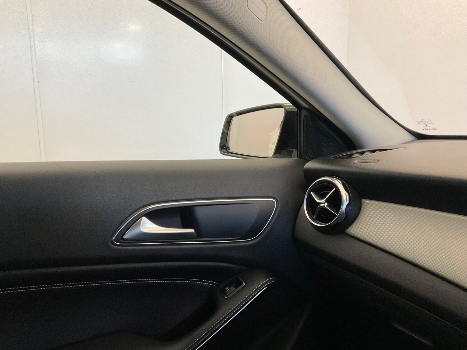 Used Mercedes-Benz GLA 2018 for sale - 76540025: Photo 32
