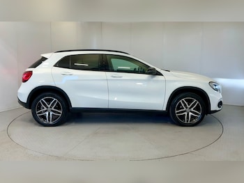 Used Mercedes-Benz GLA 2018 for sale - 76540025: Photo