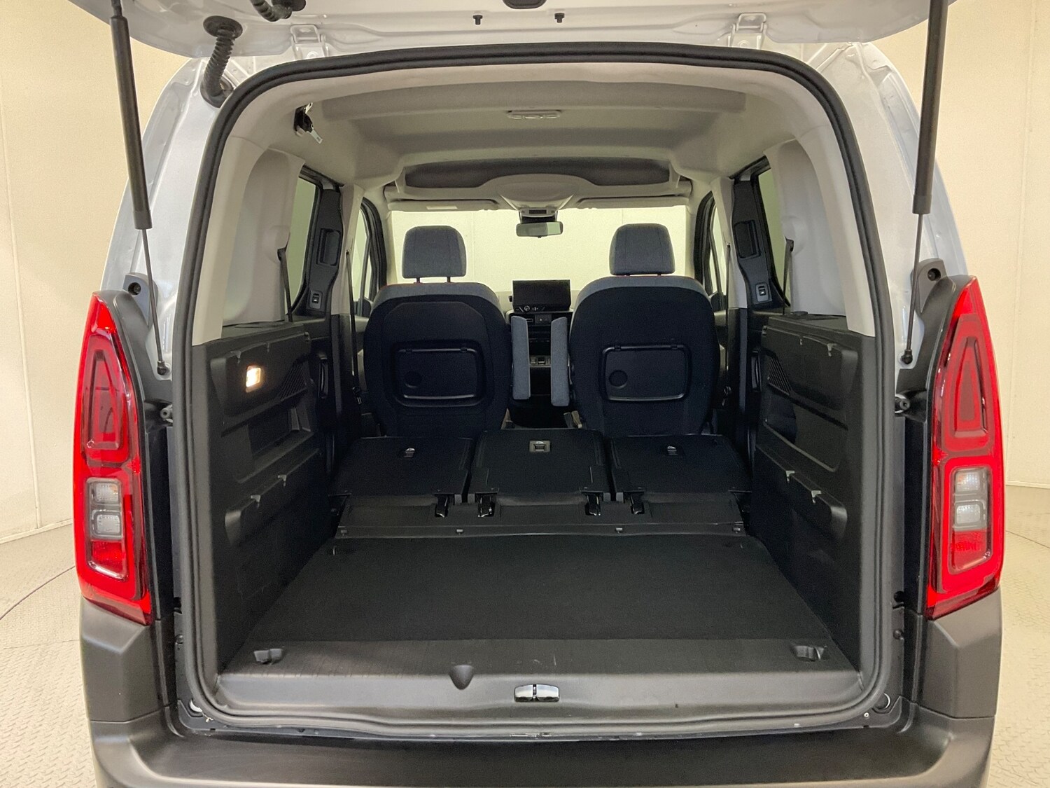 Used Citroen Berlingo 2025 for sale - 77526149: Photo 44