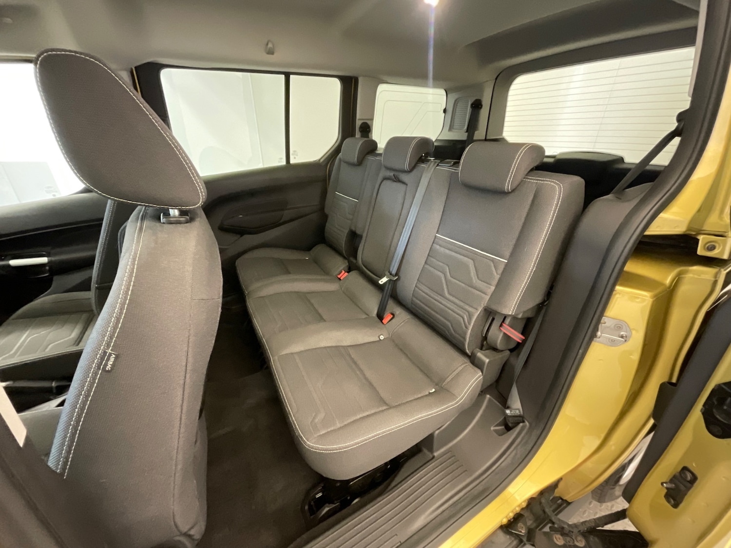 Used Ford Grand Tourneo Connect 2016 for sale - 77791131: Photo 31