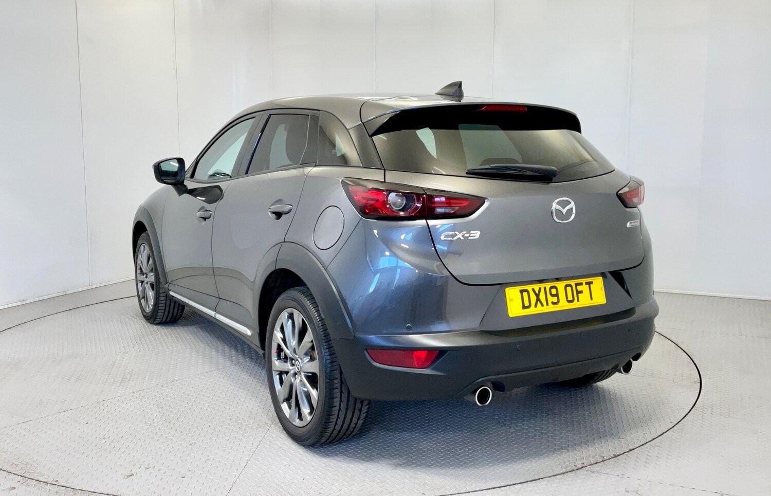 Used Mazda CX-3 2019 for sale - 76321894: Photo 2