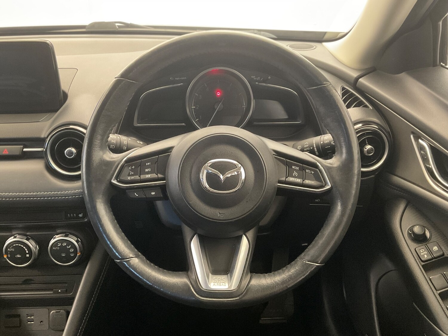 Used Mazda CX-3 2019 for sale - 76321894: Photo 3