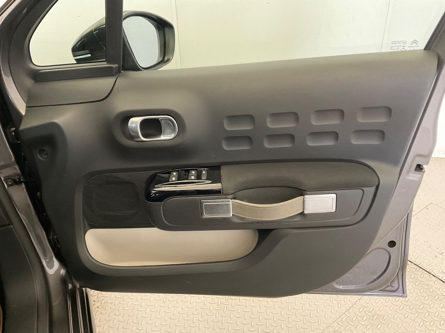 Used Citroen C3 2019 for sale - 76276547: Photo 40