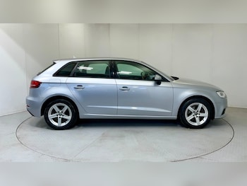 Used Audi A3 2017 for sale - 76276689: Photo