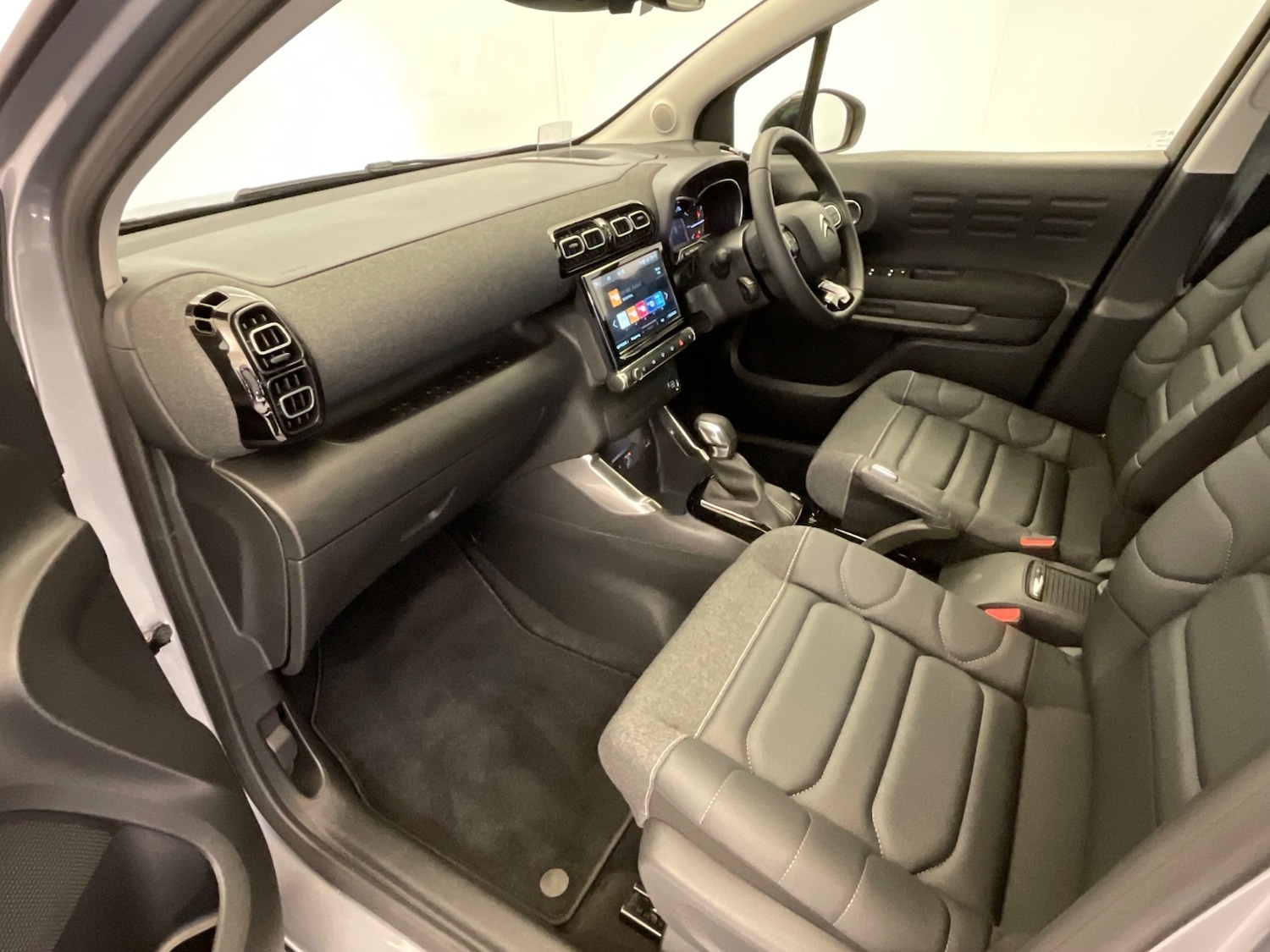 Used Citroen C3 Aircross 2024 for sale - 76888669: Photo 9