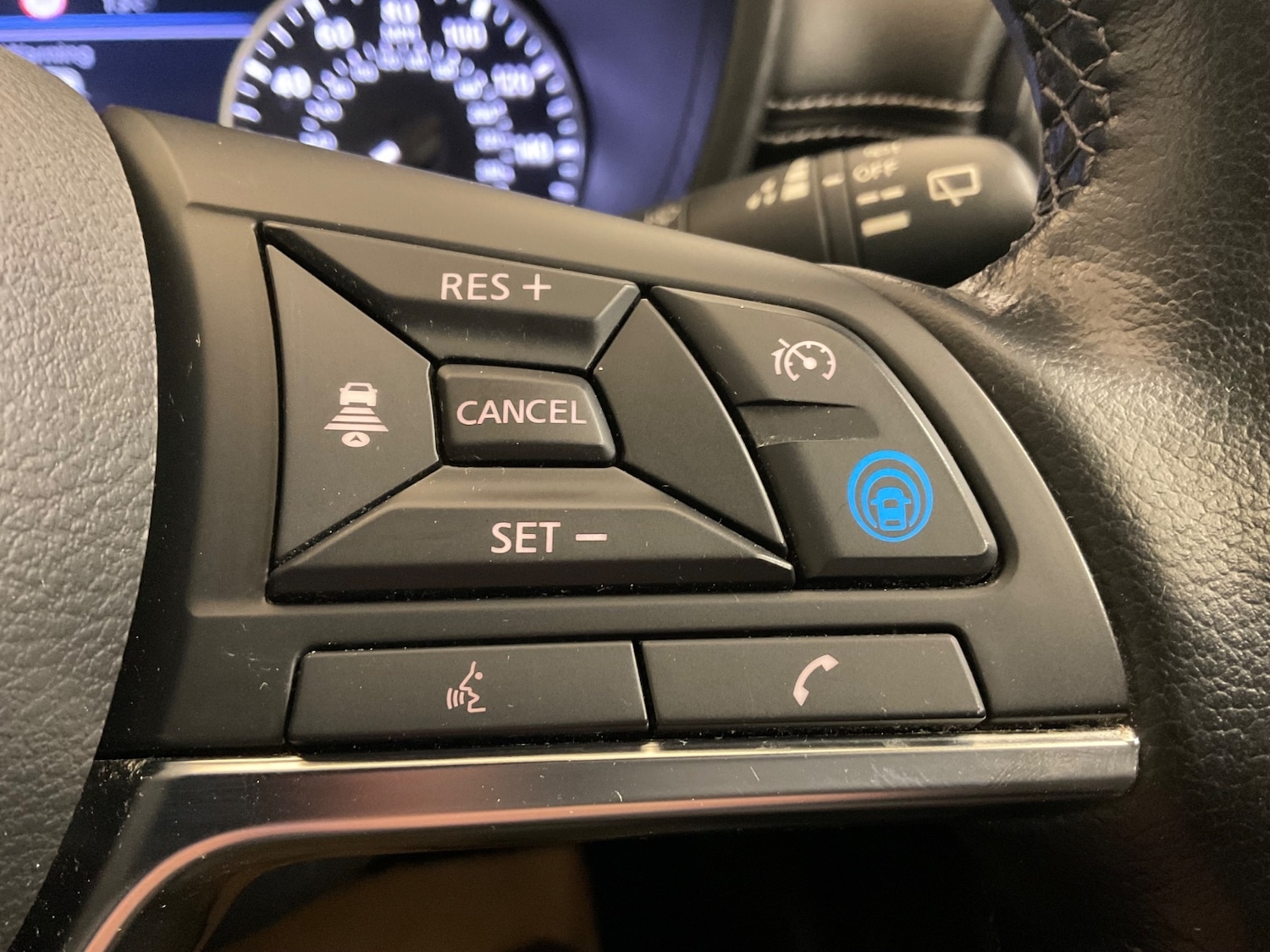 Used Nissan Juke 2023 for sale - 77035800: Photo 29