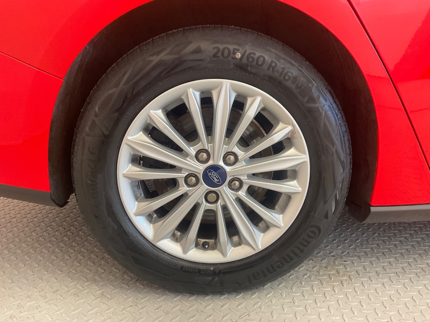 Used Ford Focus 2020 for sale - 76684206: Photo 5