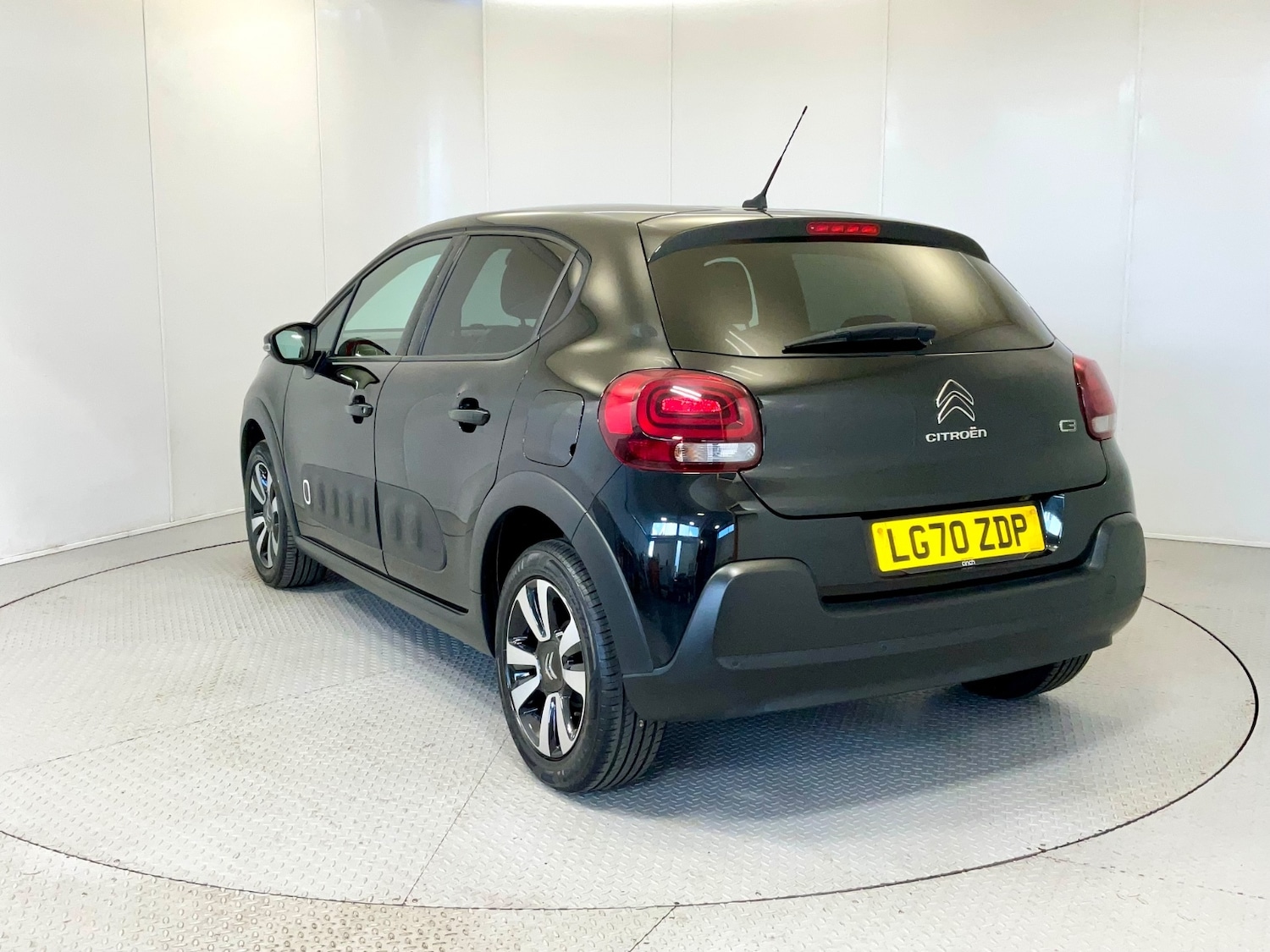 Used Citroen C3 2020 for sale - 76526528: Photo 2