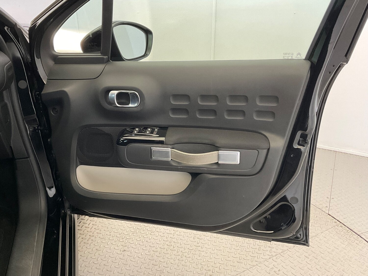 Used Citroen C3 2020 for sale - 76526528: Photo 50