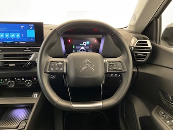 Used Citroen C4 2022 for sale - 76494053: Photo