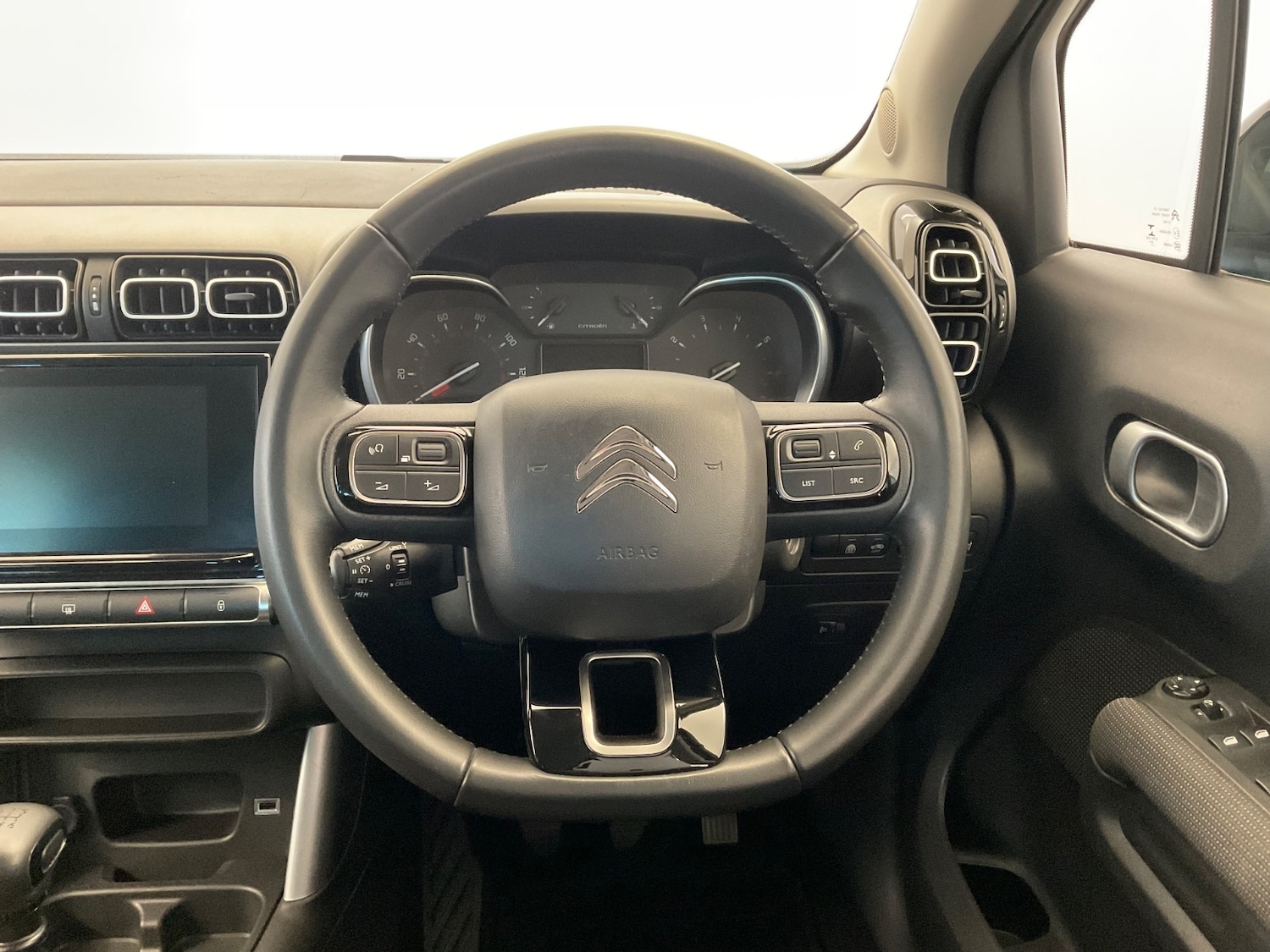 Used Citroen C3 Aircross 2021 for sale - 76276589: Photo 3