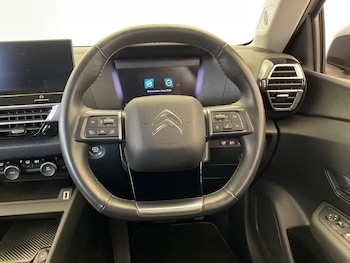 Used Citroen C4 2021 for sale - 76276463: Photo