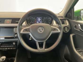 Used Skoda Rapid Spaceback 2016 for sale - 74744998: Photo