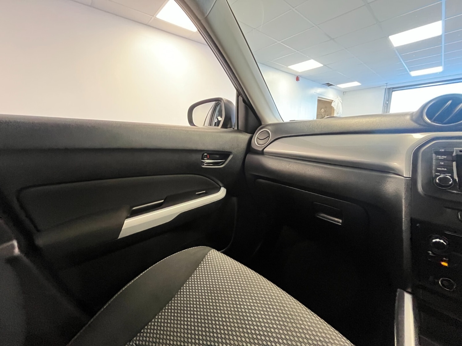 Used Suzuki Vitara 2016 for sale - 77111322: Photo 61