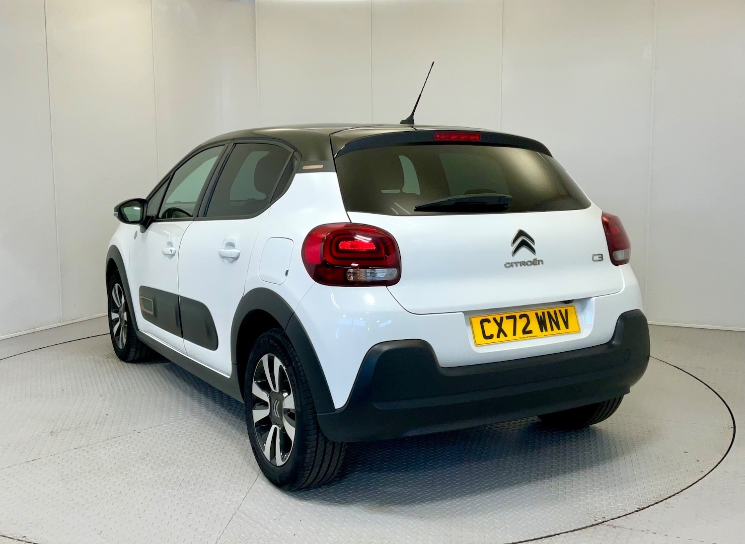 Used Citroen C3 2023 for sale - 76338769: Photo 2