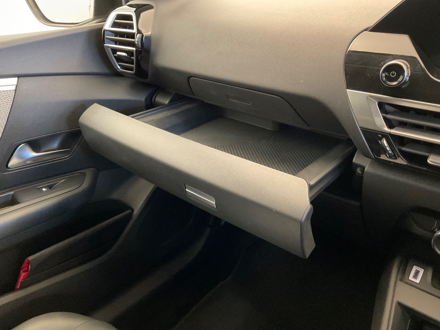 Used Citroen C4 2021 for sale - 76276636: Photo 35