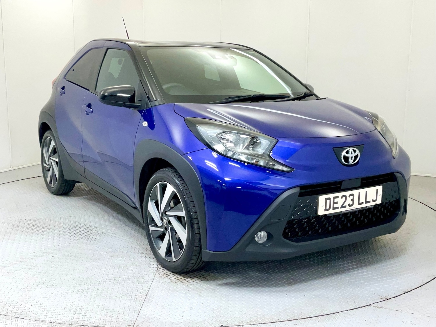 Used Toyota Aygo X 2023 for sale - 76856427: Photo 1