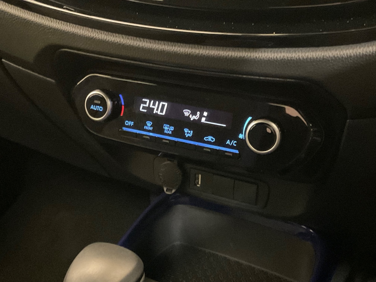 Used Toyota Aygo X 2023 for sale - 76856427: Photo 28