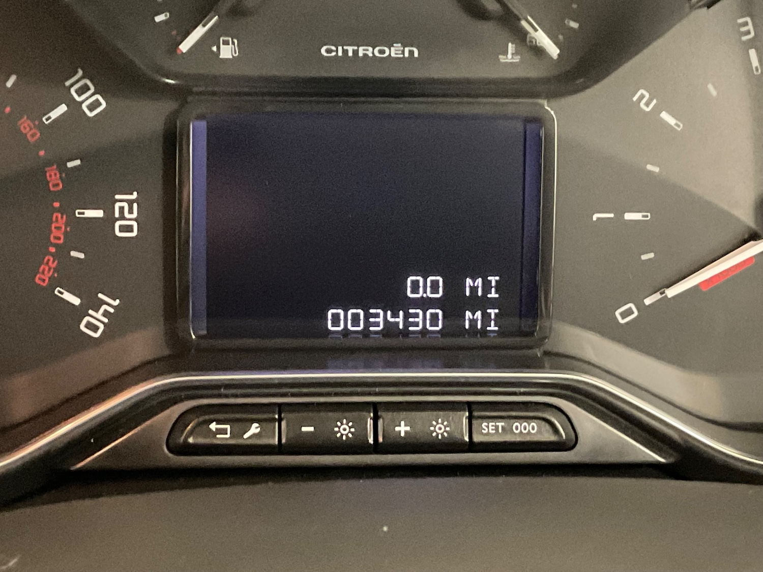 Used Citroen C3 Aircross 2024 for sale - 76350994: Photo 23