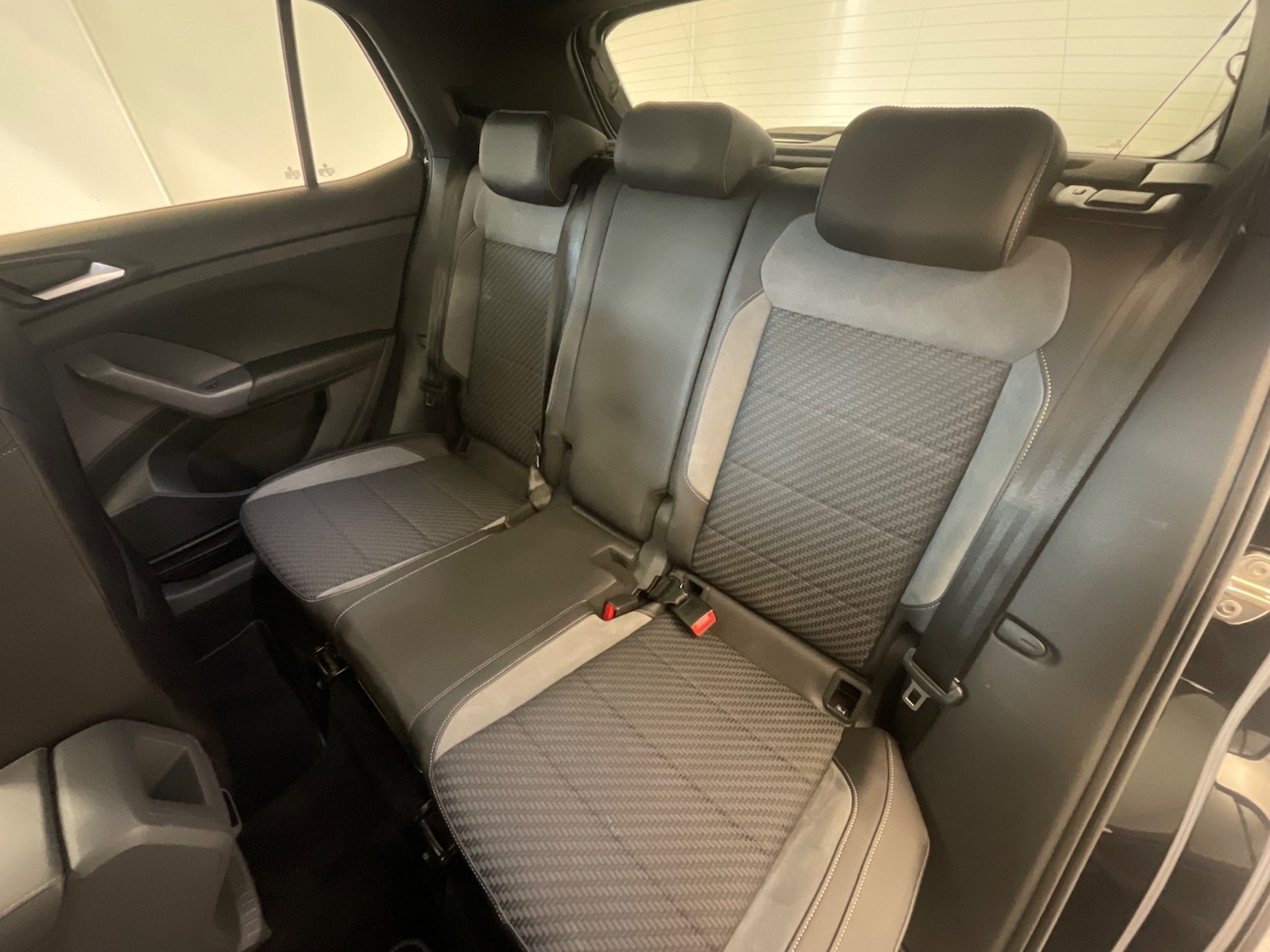 Used Volkswagen T-Cross 2021 for sale - 76366584: Photo 28