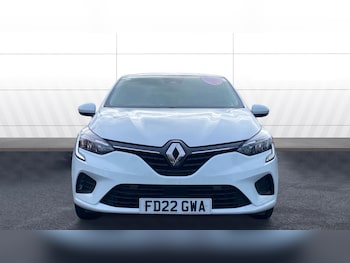 Used Renault Clio 2022 for sale - 77902898: Photo