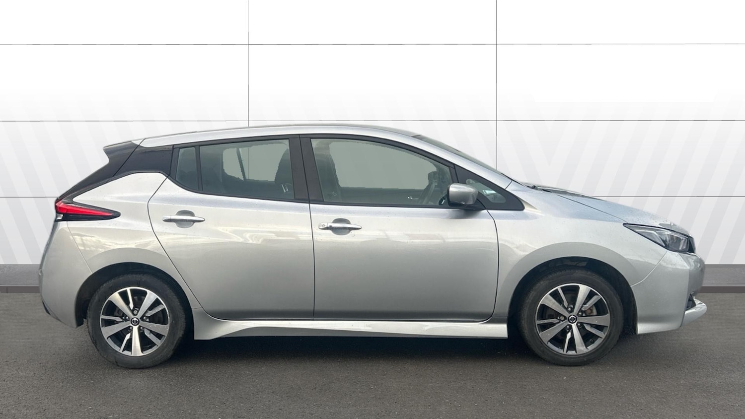 Used Nissan Leaf 2021 for sale - 77325964: Photo 5