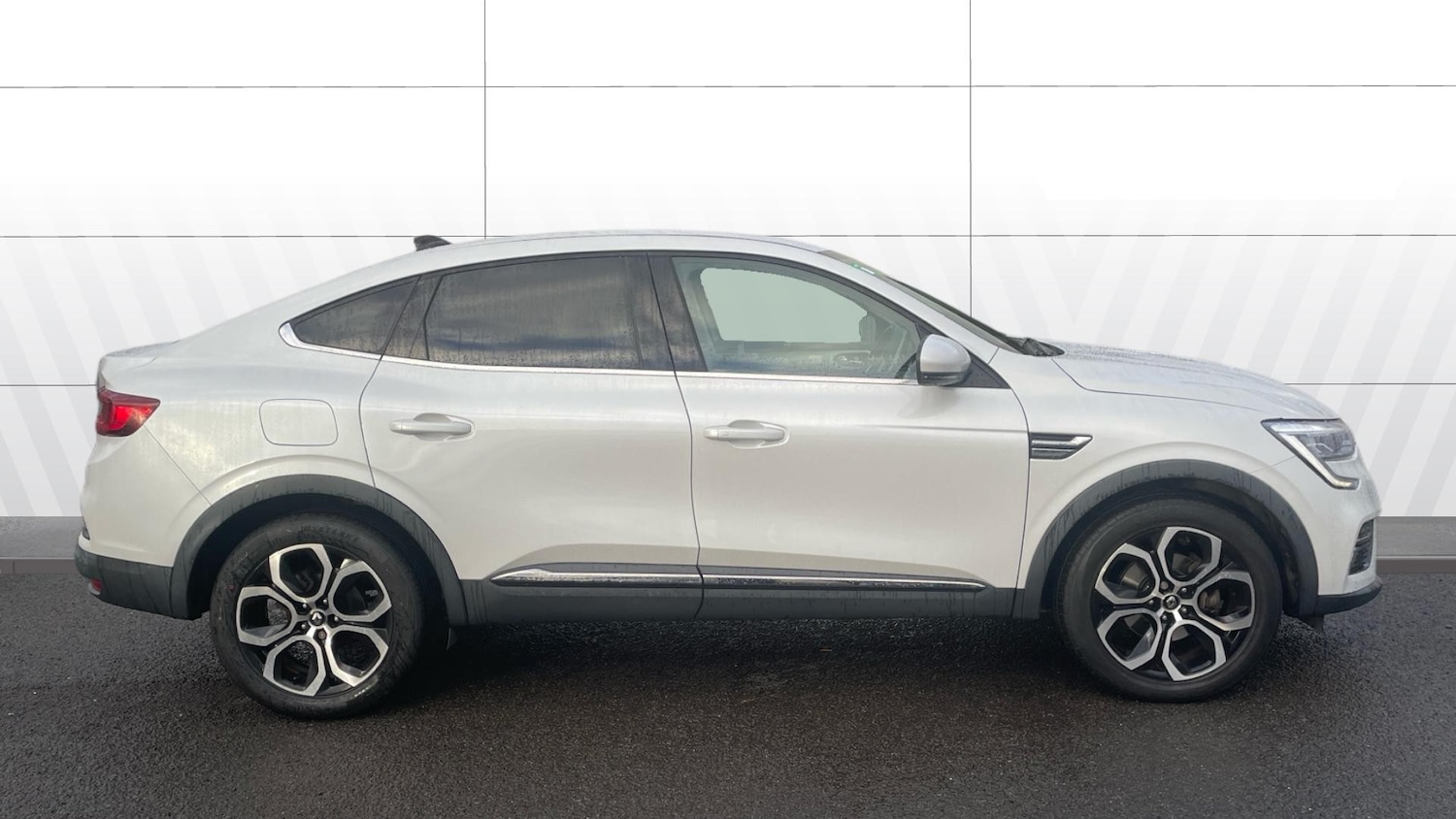 Used Renault Arkana 2022 for sale - 76750394: Photo 5